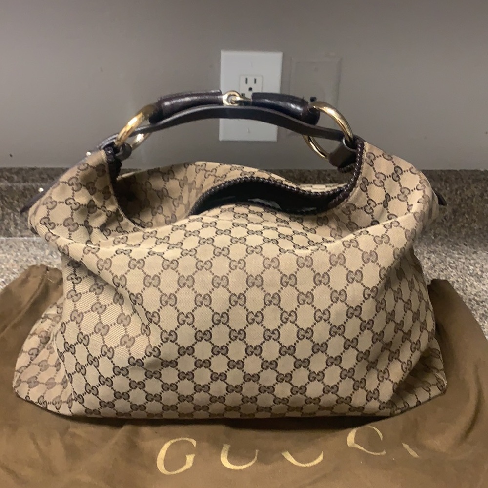 Authentic Gucci Medium Size Shoulder Handbag. - image 1